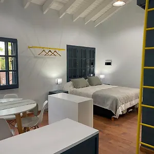 Departamento Excelente Ubicacion. Zona Aristides Y Parque. Apartamento